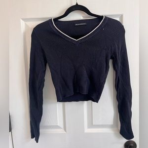Brandy Melville long sleeve crop top